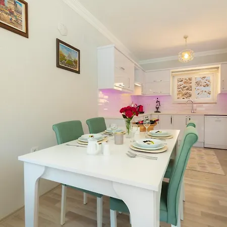 Zeybek Evi וילה *